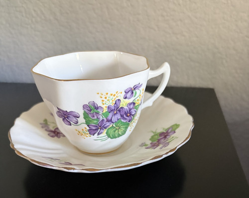 Royal vale sweet - , violets"