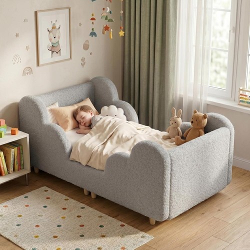 Toddler bed cloud themed - cloud, floor