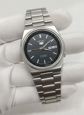 Vintage Seiko 5 Automatic 21 Jewels 7S26 Rare Black Dial Mens Silver Wrist Watch