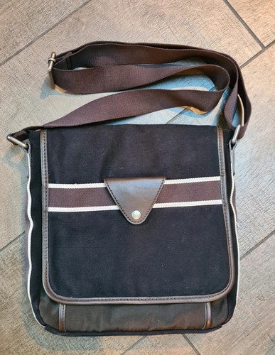 Brown black olive - fossil, lane