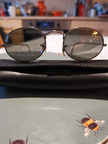 Ray ban vintage sunglasses - vintage,