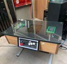 Space Invaders Table Top. Ex