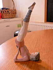 A LOVELY  LLADRO 5334