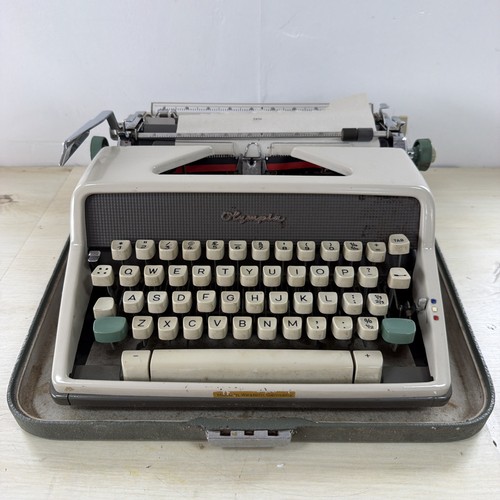 Olympia deluxe sm7 typewriter - sm7,