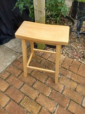 VINTAGE LOOKING BEECH SCHOOL LAB WORKSHOP STOOLS KITCHEN BAR CAFE RESTAURANT