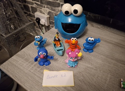 Sesame street cookie - street, monster