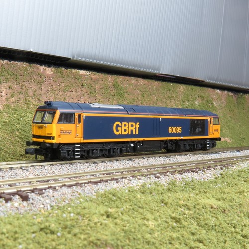 Graham farish 371 360sf - farish, n