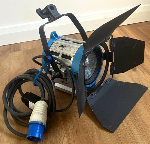 Arri 650 plus - 650w, tungsten