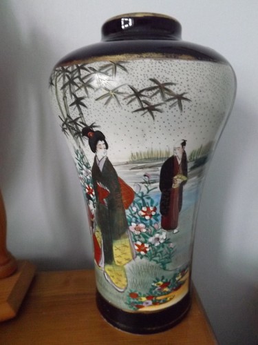Vintage japanese satsuma vase - satsuma,