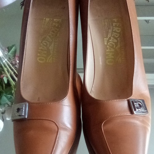 Stunning salvatore ferragamo - salvatore,