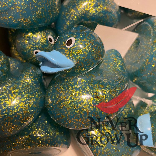 Ngu green glitter ducks - [ngu🪶],