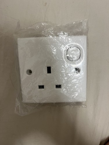 Clipsal 13a single switched - single,