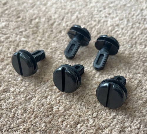 Toyota plastic trim clips - clips, boot