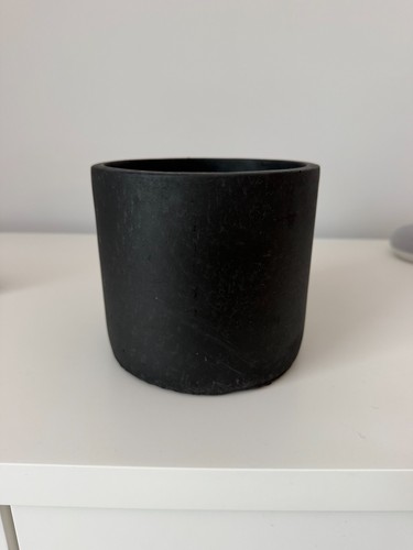 Concrete plant pot - concrete,