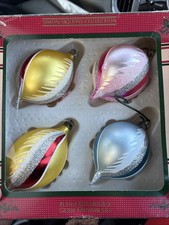 Vintage Retro Simon Holiday