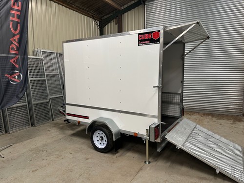 Brand new 8x4 box trailer - new, 6ft