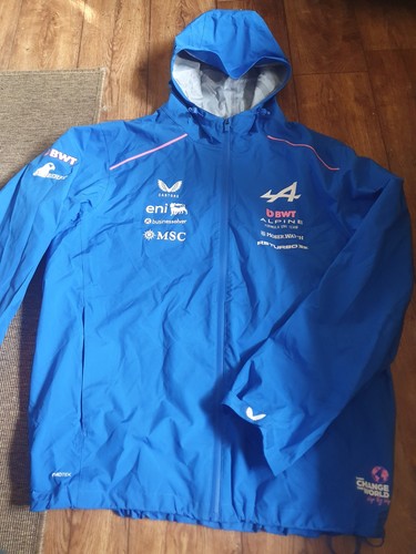 Renault alpine team - renault, rain