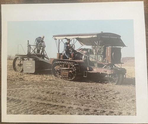 Book clipping photo holt - clipping,