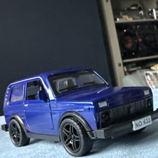 Die-Cast Lada Niva. 1:32