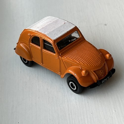 Corgi citroen 2cv fina petrol - citroen,