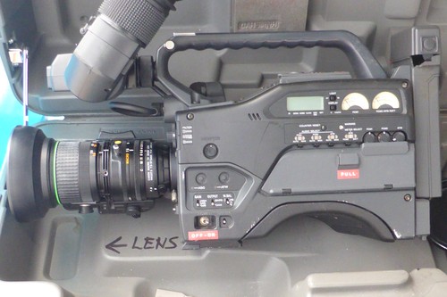Sony evw 300p hi8 tape - tape, video
