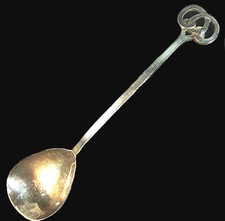 FINE, LARGE ARTS & CRAFTS HAND