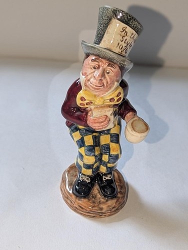 Beswick alice wonderland - alice,