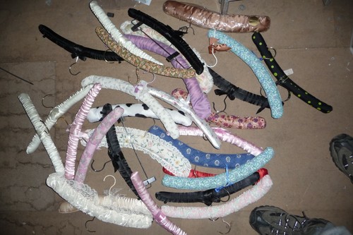 Coat hangers padded cushioned - coat,