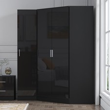 2 Door Corner + 1 Door