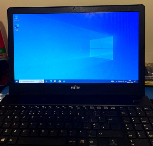 Genuine fujitsu lifebook a555 - genuine,