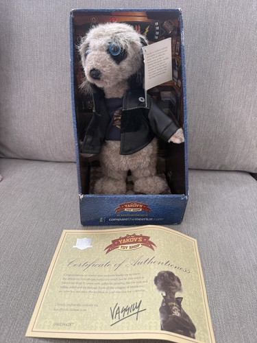 Meerkat toy in cardboard - -,