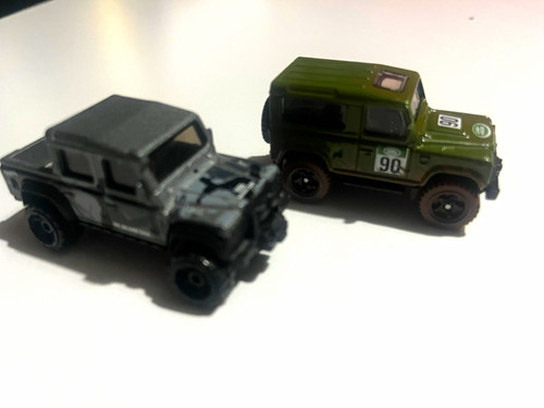 Hotwheels defender - hotwheels, 1-75