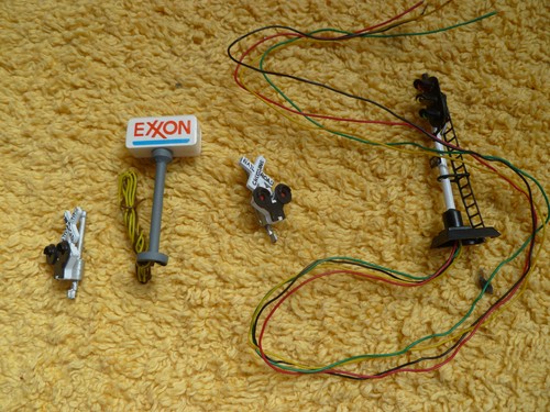 Gauge illuminated exxon - n,