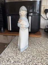 Vintage NAO by LLADRO