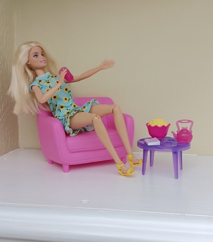Barbie doll dream house - dream,