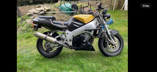 Suzuki gsxr 750 srad fuel - suzuki,