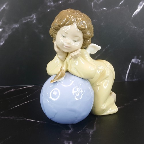 Nao lladro world dreams - world, of