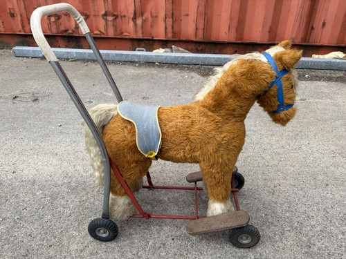 Vintage retro toy push along - retro,