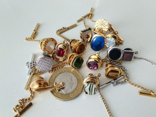 Tie pins tacks - /,
