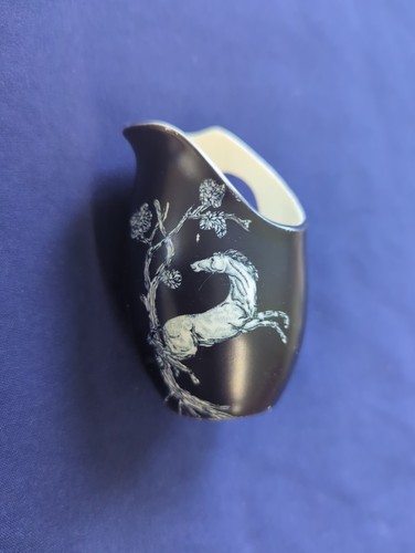Pegasus pattern vintage crown - pegasus,