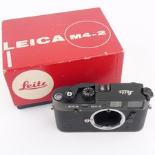Leica M4-2 10410 Black Boxed