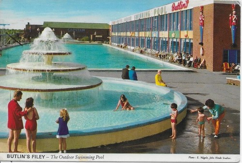 Butlins filey fountain - butlins, at