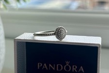 Genuine Pandora Dazzling Daisy