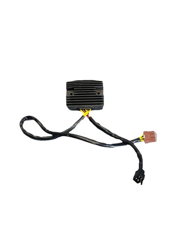 Voltage regulator piaggio - regulator,
