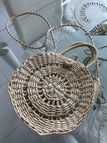 Round straw crossbody bag - round,