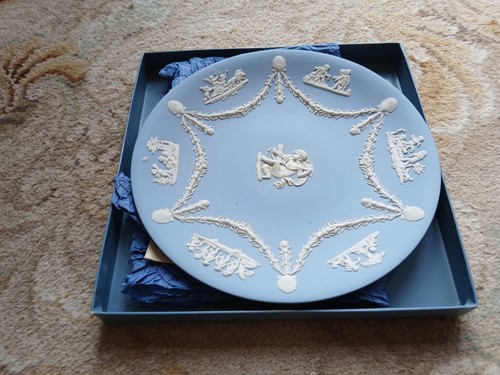 Wedgwood jasperware plate - wedgwood,