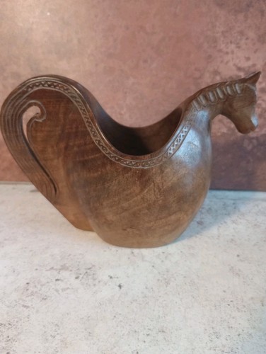Vtg wooden carved cup - wooden,