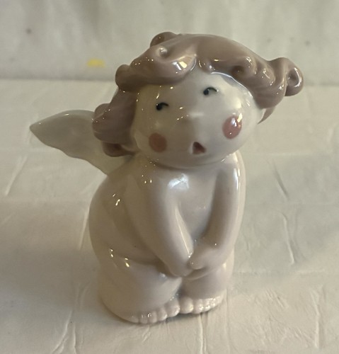 Nao lladro daisa giggles 2003 - giggles,