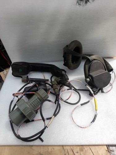 Military clansman radio field - clansman,