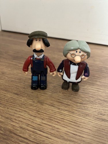 Postman pat figures ted - postman, glen